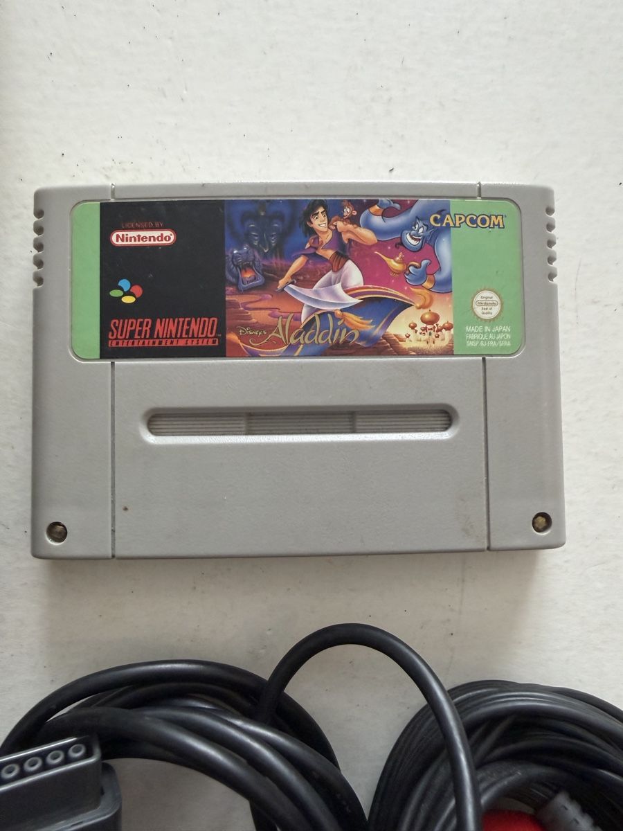 Nintendo Console: Super Nintendo SNES Konsole Set mit Aladdin – Usato da Genève venduto da sho_67qj 2