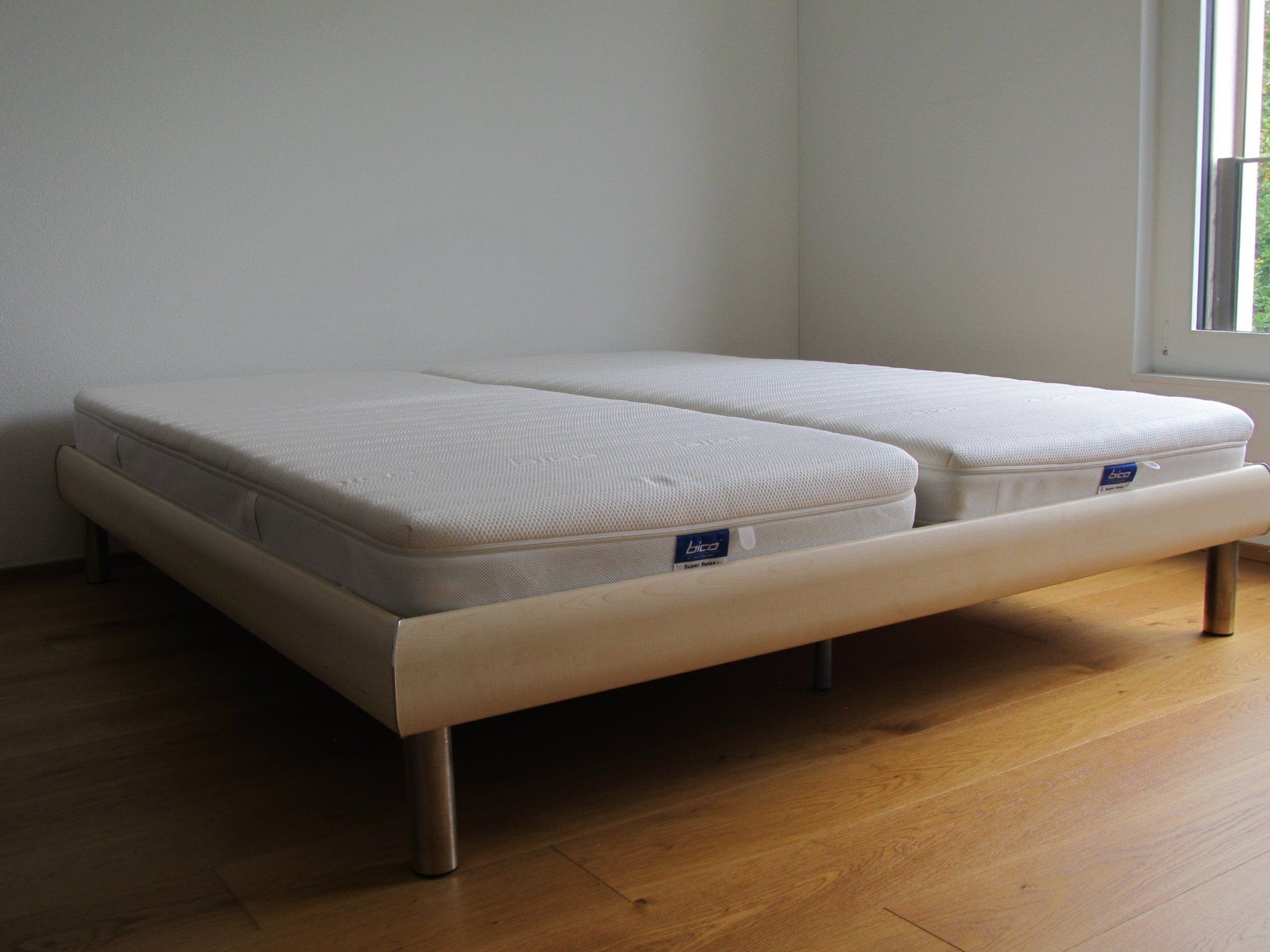 Letti: Doppelbett mit zwei Lattenrosten von Bico – Usato da Zug venduto da minaurs 4