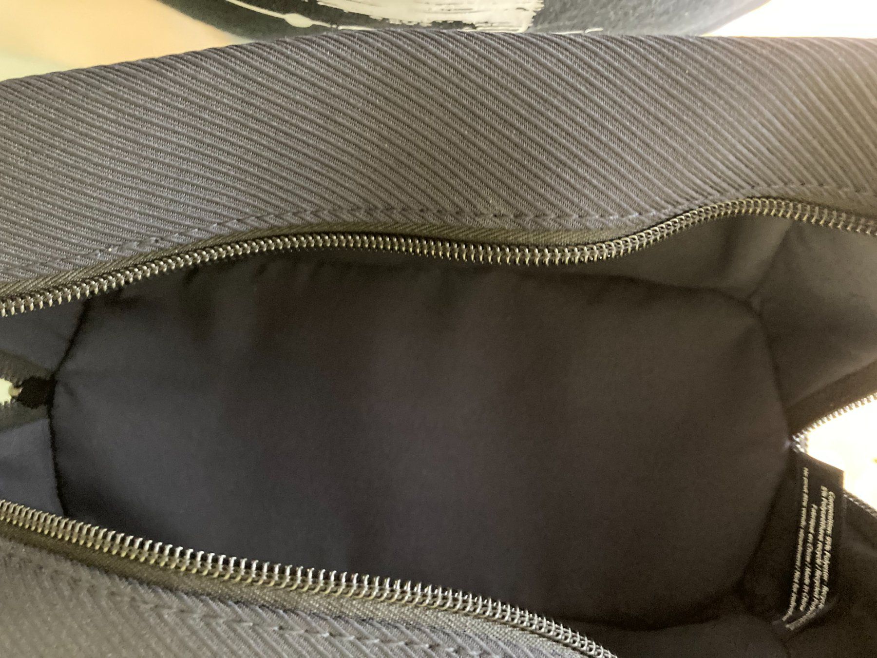 Trousses de maquillage: Necessaire Giorgio Armani – Neuf (Voir description) à Obfelden par miau68 4