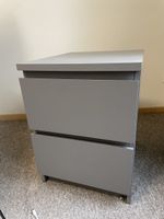 Bedside table/Nachttisch