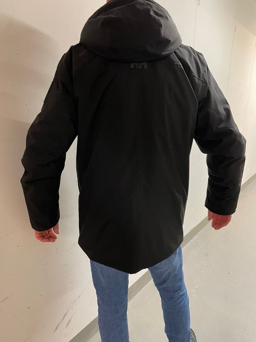 Helly Hansen Giacche: Winterjacke Helly Hansen – Usato da Belp venduto da nick3131 1