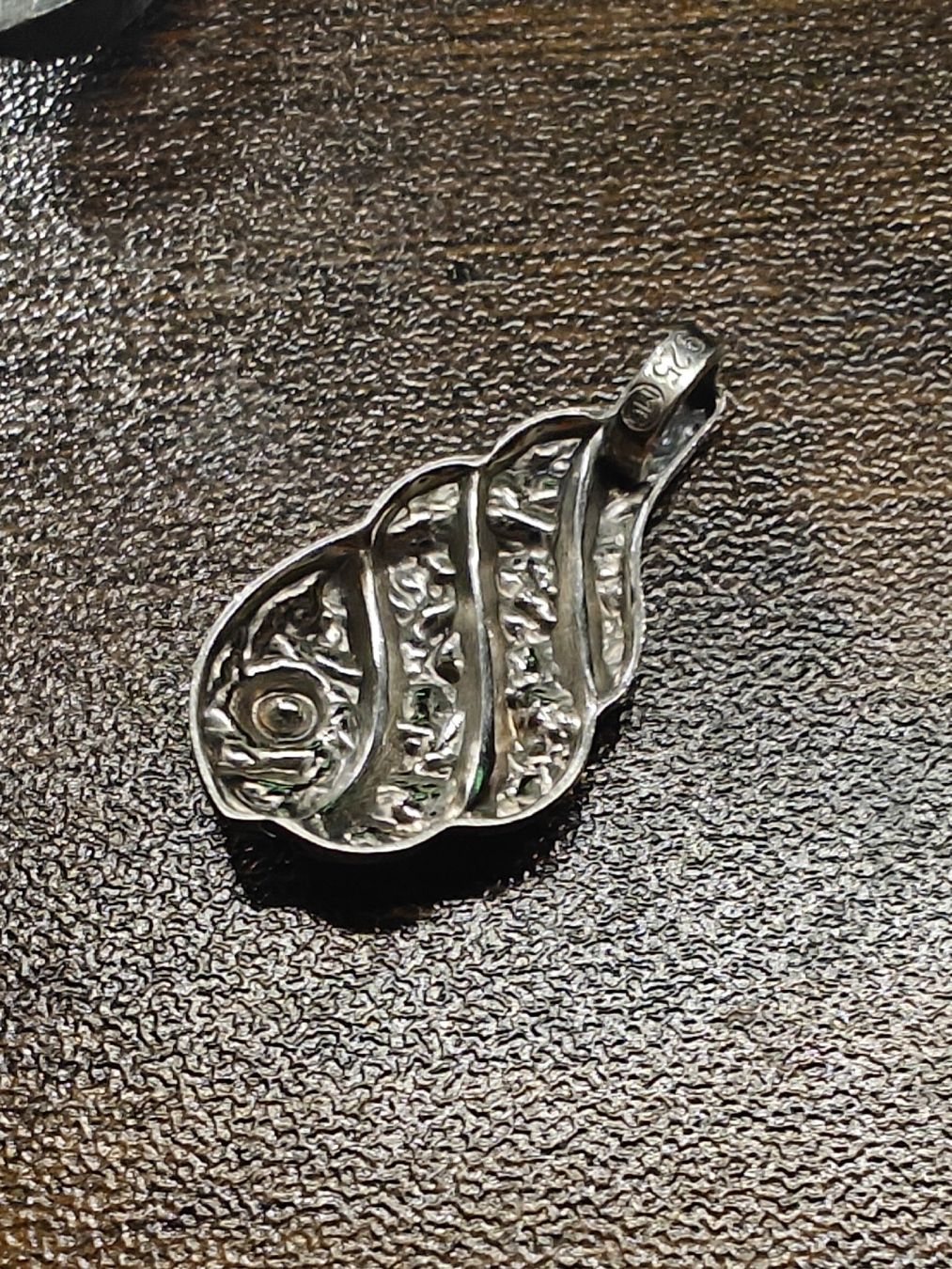 Pendentifs: Kleiner Silberanhänger mit Stein 925 – D'occasion à Malans GR par mesmen 2