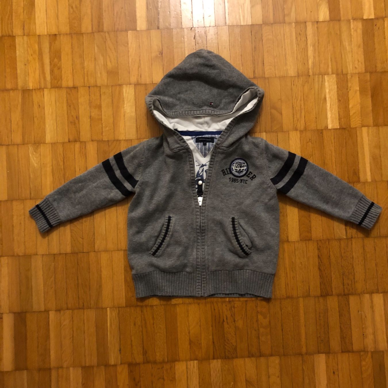 Tommy Hilfiger Giacche & Cappotti: Tommy Hilfiger Strickjacke Gr 2T – Nuovo (secondo la descrizione) da Richterswil venduto da Eunoia85