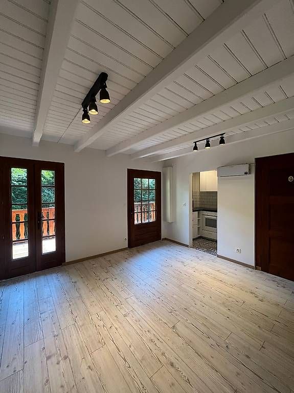 Mobilhome: Chalet habitable à vendre – Neu und originalverpackt aus Le Mont-Sur-Lausanne von lin_d2lb 1