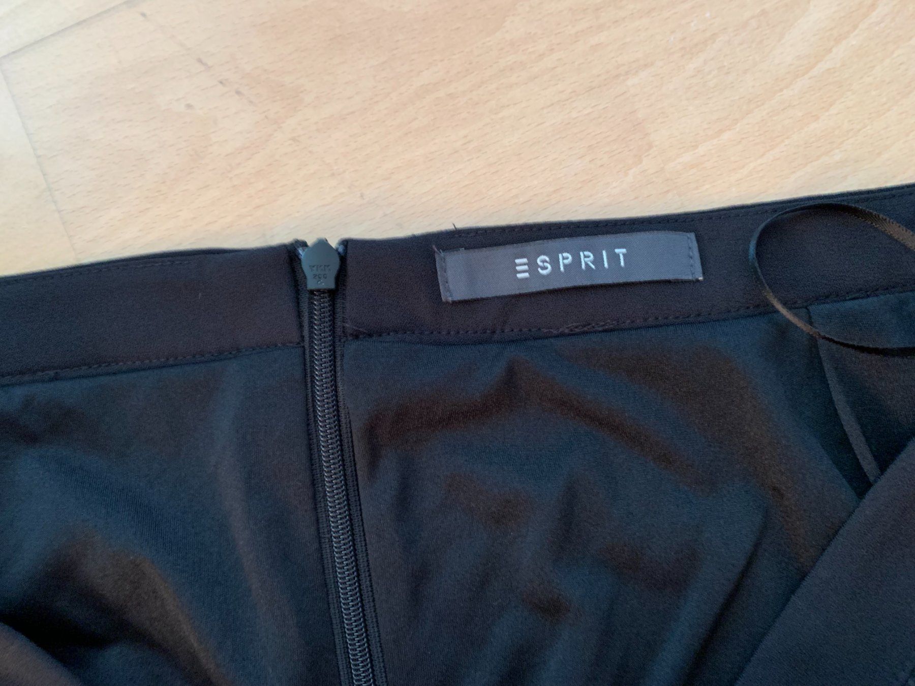 Esprit Gonne: ESPRIT Damen Rock, Gr. 38, Schwarz – Usato da Worb venduto da farben20zauber 2