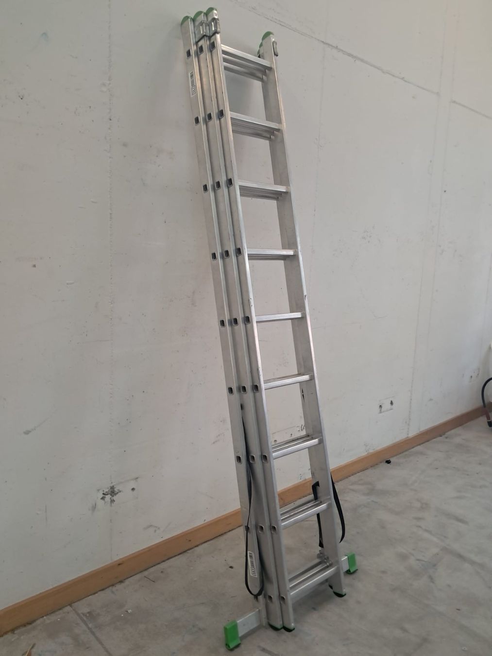Scale: 3-teilige Leiter Aluminium Multifunktionsleiter, Bockleiter – Usato da Zürich venduto da Lia107 2