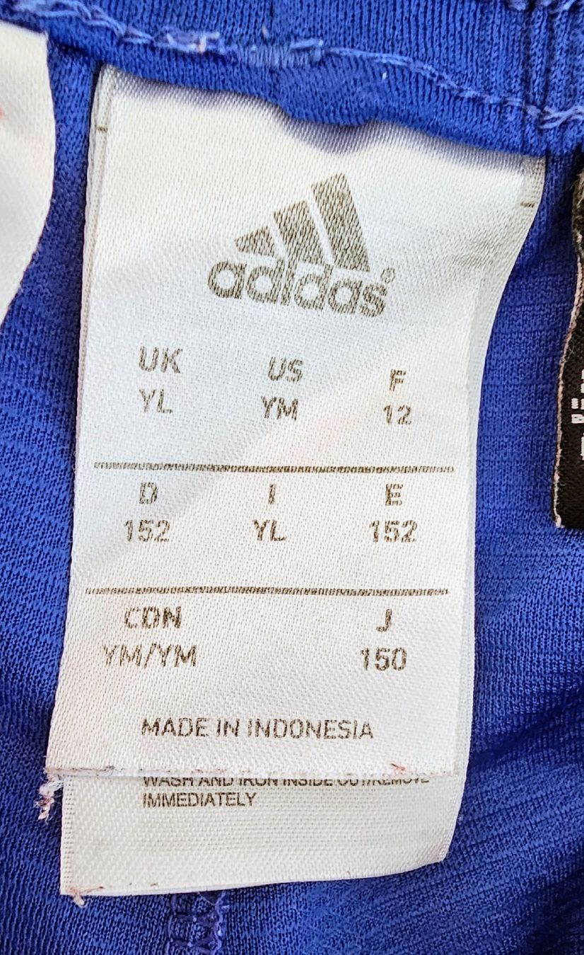 Adidas Pantaloni: Short  garçon Adidas bleu, taille 152 neuf – Nuovo (secondo la descrizione) da Monthey venduto da Chez-Dani-81 2
