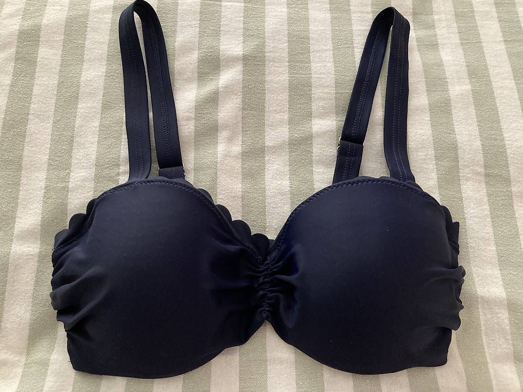 Costumi da bagno & Bikini: Bikini bleu marine, taille 38, bonnet 85B – Usato da Bex venduto da IdaComina 2