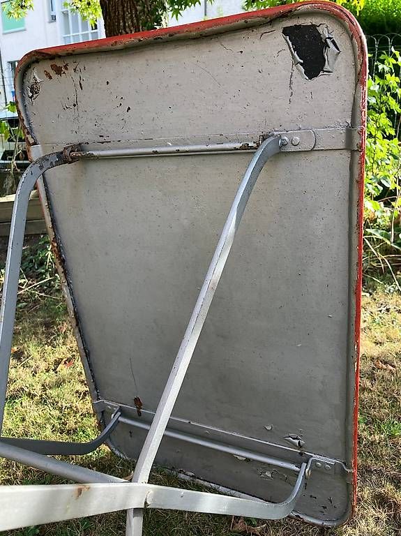 Tavoli: Gartentisch mit Spuren der Zeit – Usato da Bern venduto da korpuskel 2