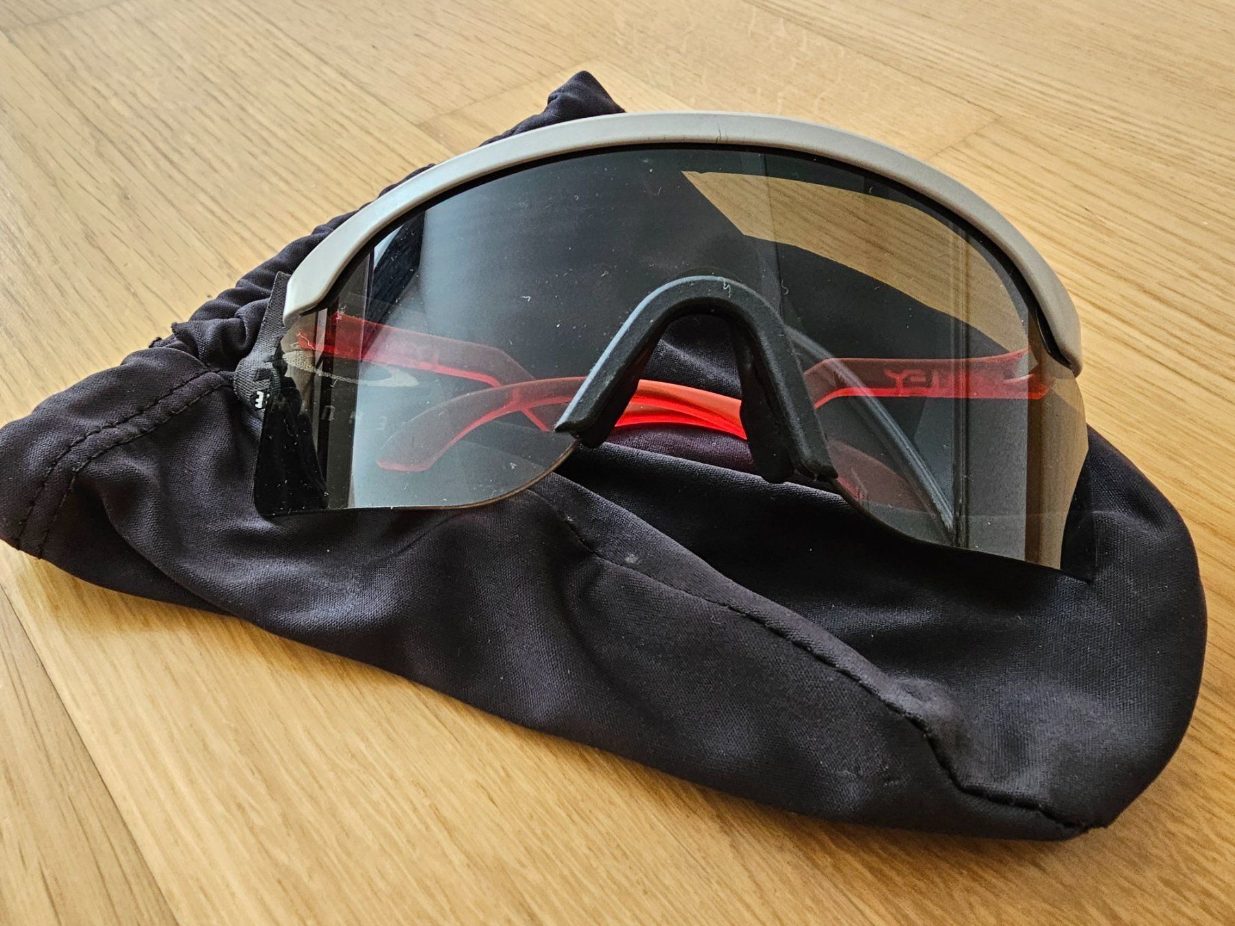 OAKLEY - Razor Blades HERITAGE Vintage - Ausstellungsstück (Neu (gemäss ...