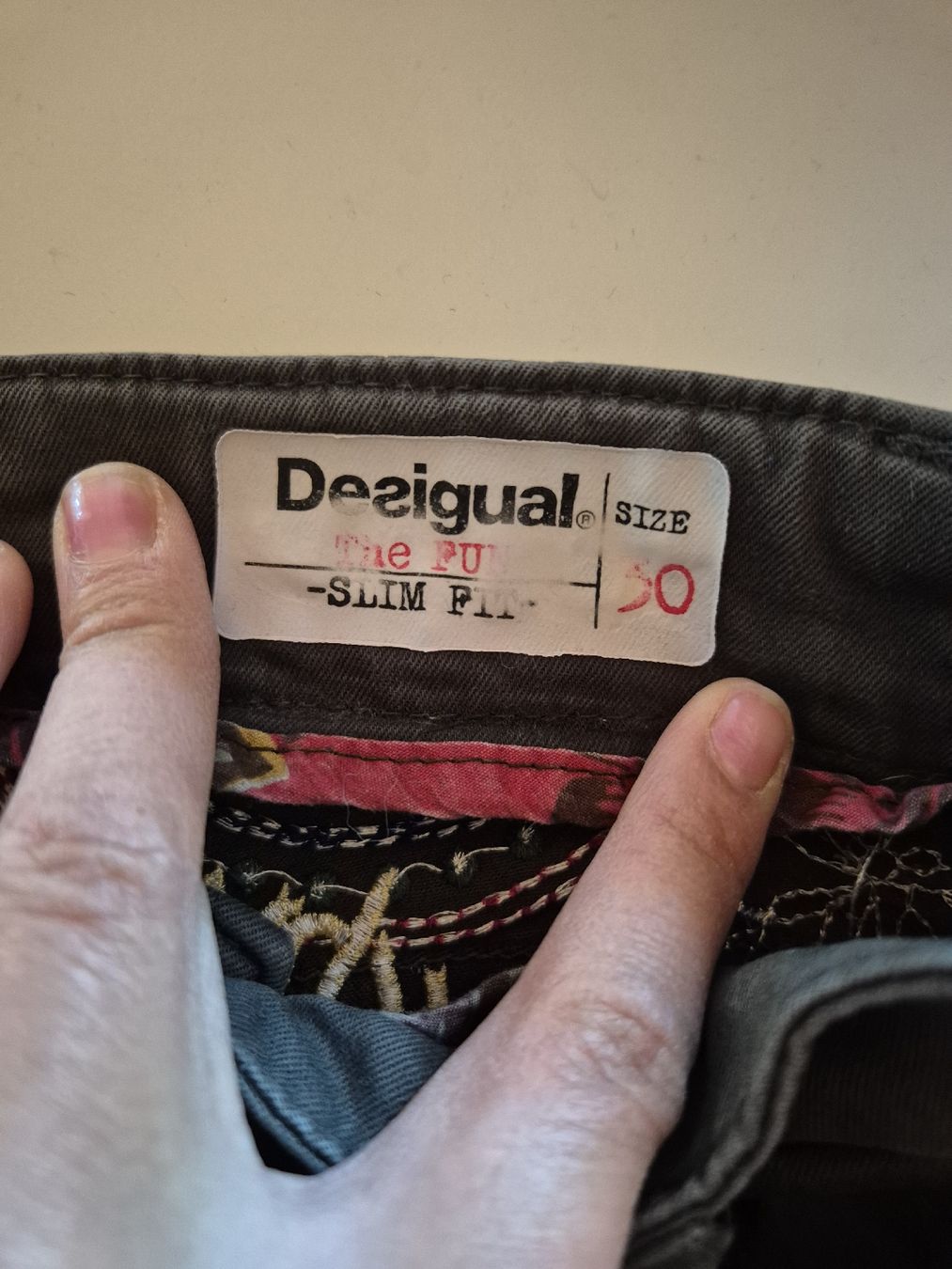Desigual Jeans: Desigual Jeans Kaki Gr. 30 – Usato da Wynigen venduto da La_Talpa 7