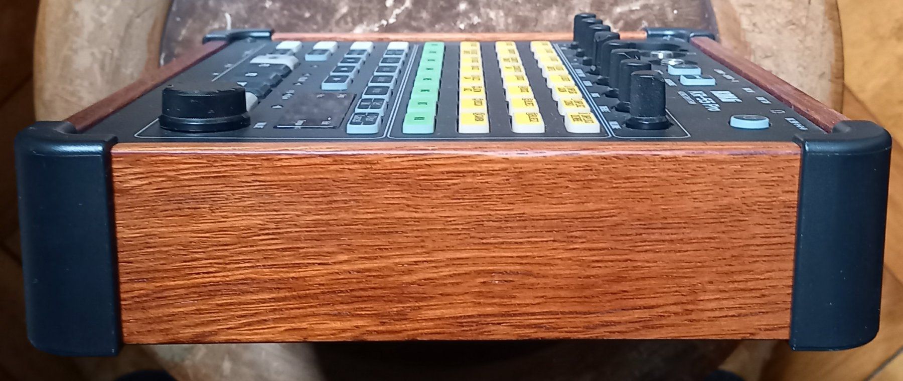 Strumenti musicali: Korg KR-55 Pro Drumcomputer – Usato da Luzern venduto da garlicia 4