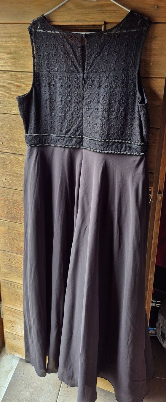 Vestiti: Damenkleid – Nuovo (secondo la descrizione) da Wislikofen venduto da Ana.Gomes 2