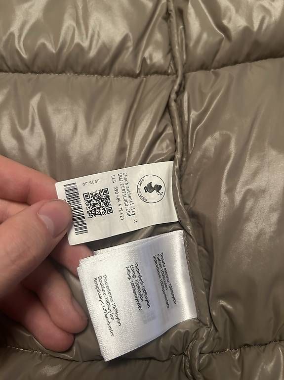 Giacche: WINTERJACKE SAVE THE DUCK – Usato da Niederhelfenschwil venduto da Mileko 3
