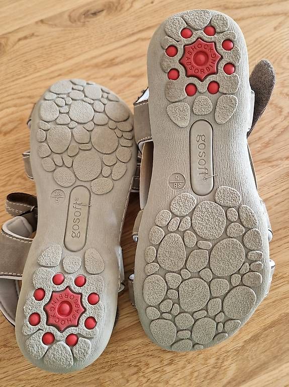 Scarpe da donna: Sommersandaletten Gr 38 – Usato da Malters venduto da mar_6sxn 2