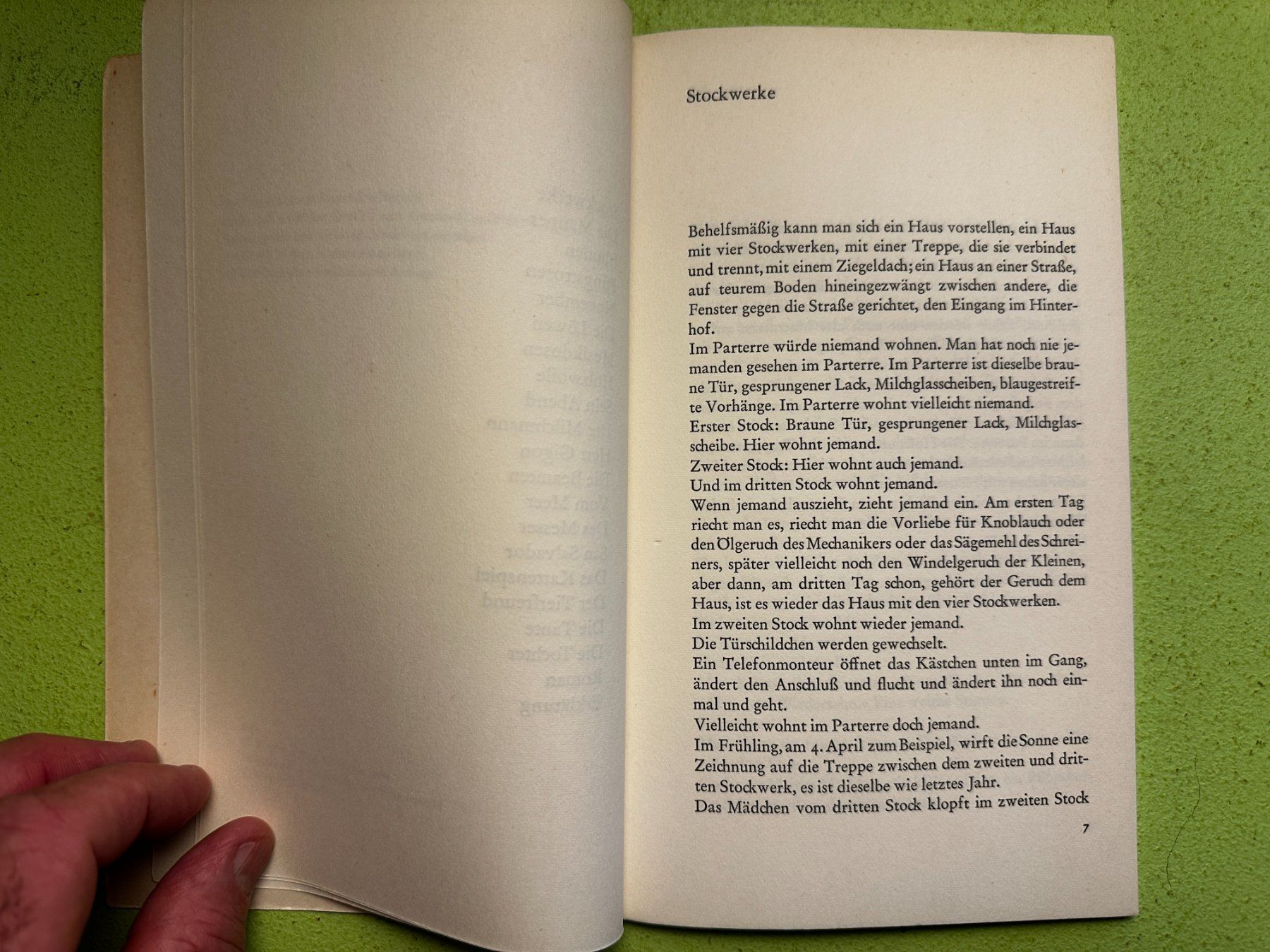Libri: Peter Bichsel: Eigentlich möchte Frau Blum den Milchmann ... – Usato da Zürich venduto da allp 4