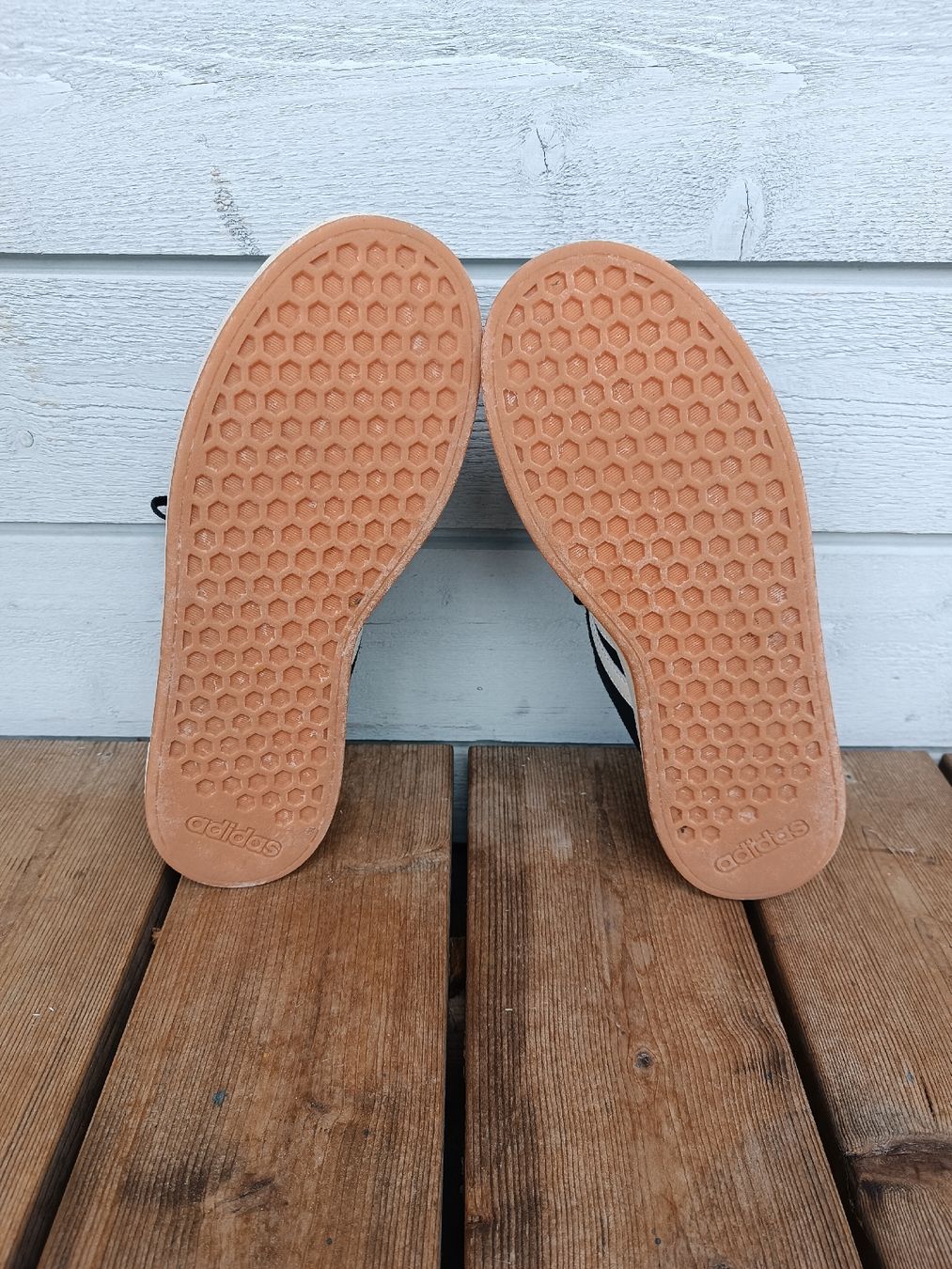 Adidas Scarpe da uomo: Adidas Schuhe, Gr.39 -Neu!! – Nuovo (secondo la descrizione) da Winterthur venduto da mairamesow 2