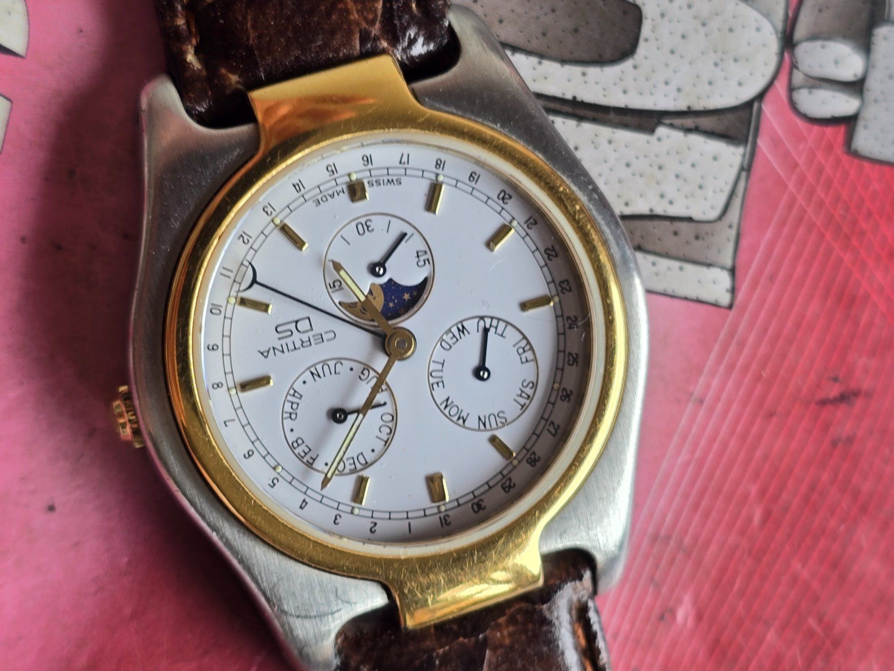 Certina Orologi: 331 Certina DS Triple Date Mondphasen Gold / SS – Usato da Muri AG venduto da Corredor 4