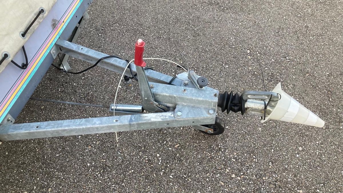 Rimorchi: Zeltklappanhänger Marke Raclet – Usato da Wauwil venduto da Shine24 2