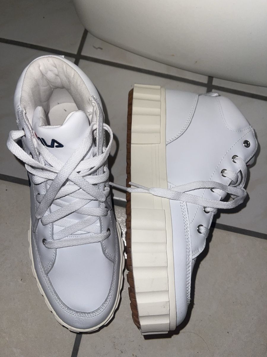 Fila Scarpe da donna: Fila Sneakers gr.39 – Usato da Schöfflisdorf venduto da Bling_it_on