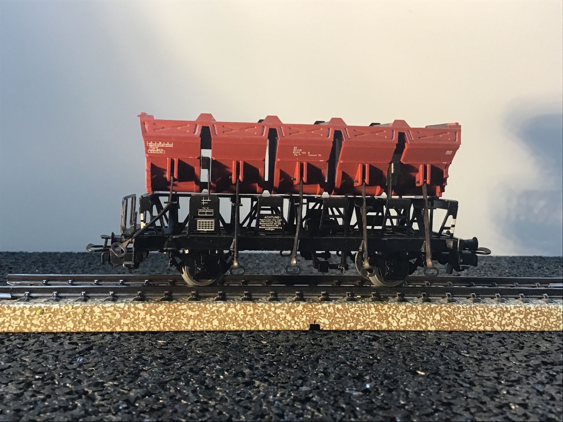 Märklin Modellini di ferrovie: MÄRKLIN H0 MULDENKIPPWAGEN 4635 – Usato da Männedorf venduto da Spezial-Modelle