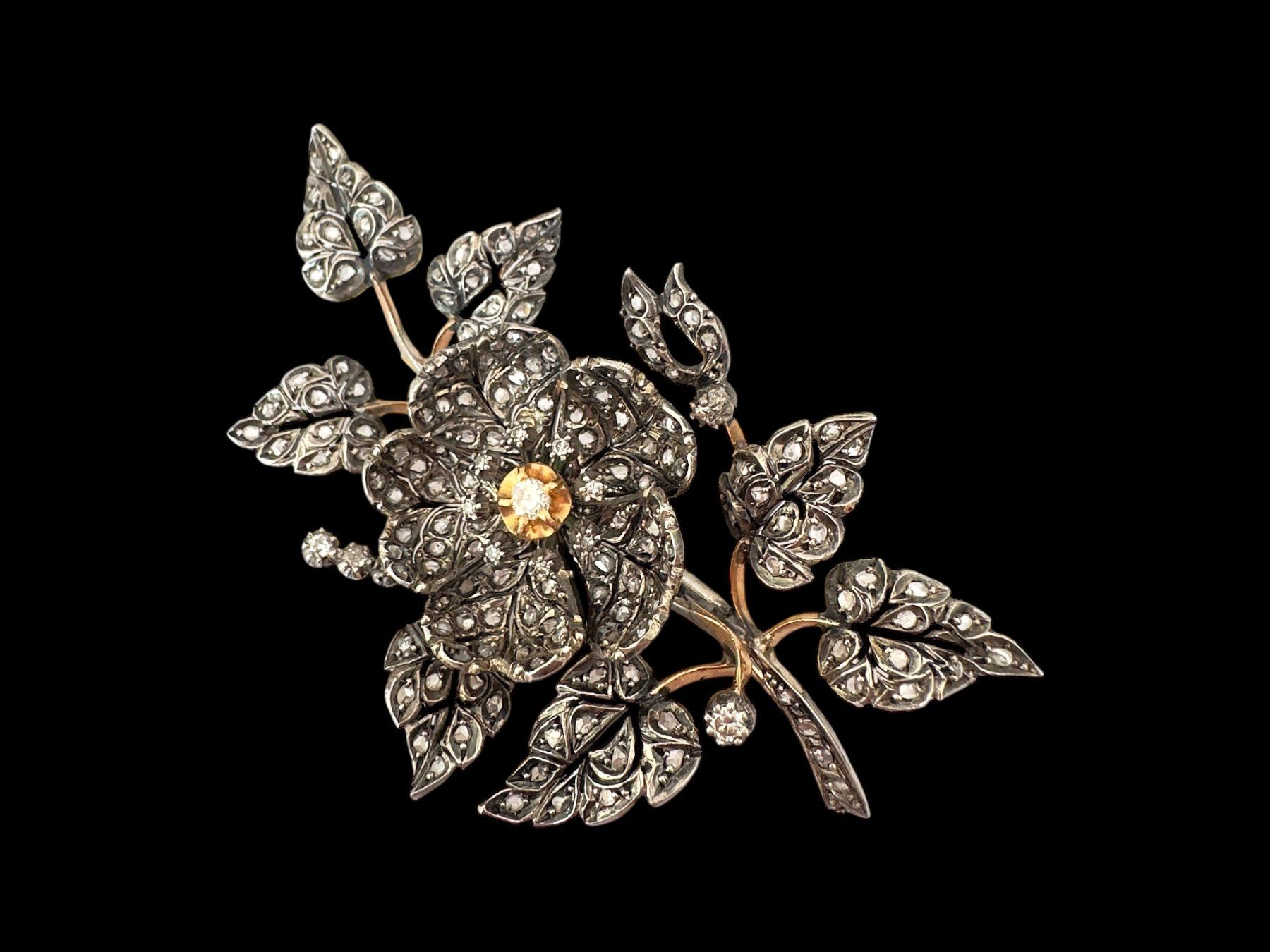 Broschen & Nadeln: Victorianische Diamant - Brosche, ca. 4.00 ct – Gebraucht aus Zuzwil SG von artimmo 2