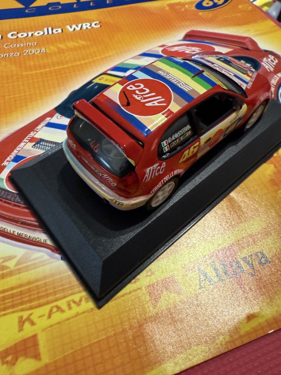 Toyota Modellini d'auto: Toyota corolla WRC 2004   1/43 – Usato da Versoix venduto da Jeannot57 3