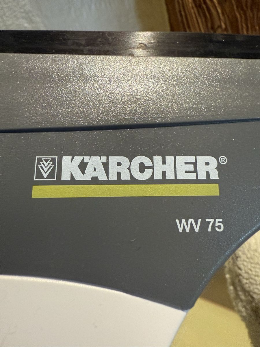 Kärcher Altro per la casa: Kärcher WV 75 Akku-Fenstersauger Set – Usato da Würenlos venduto da Favorit54 4