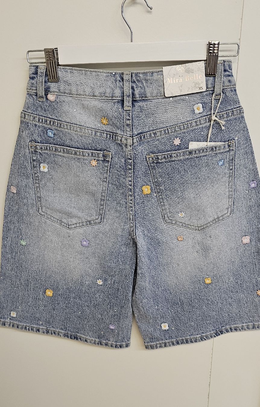 Pantalons: Shorts M NEU – Neuf avec emballage d'origine à St. Gallen par Moda.1 1