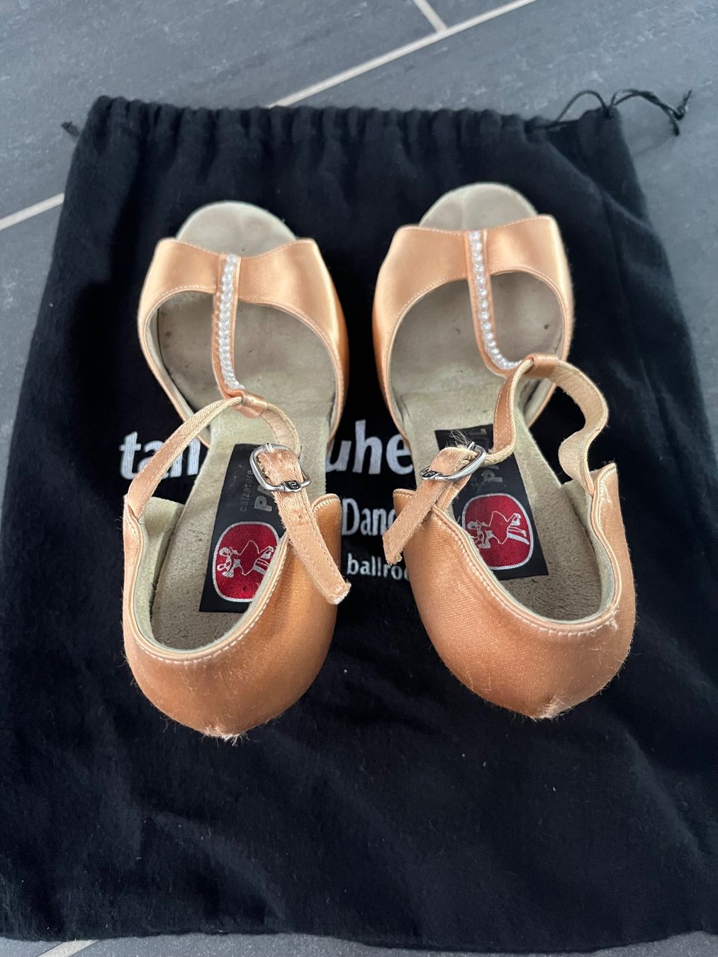 Scarpe da donna: Tanzschuhe gold Grösse 37 – Usato da Aarau venduto da Swifty03 2