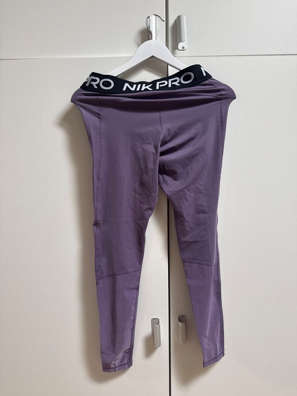 Nike Leggings: Nike Leggins – Usato da Muotathal venduto da sin_pdj6 3