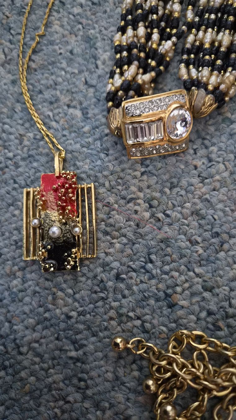 Sonstiger Schmuck: Vintage Schmuck Lot Sammlung  – Gebraucht aus Kölliken von Upcycling-by-Mc-TAM 7