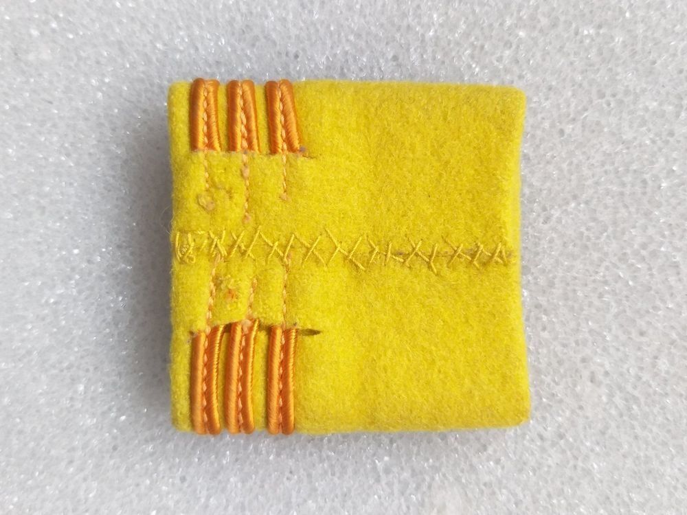 Placchette & Badge: Schulterpatte Hauptmann Bataillon 2 – Usato da Bauma venduto da SwissMilitaria 1