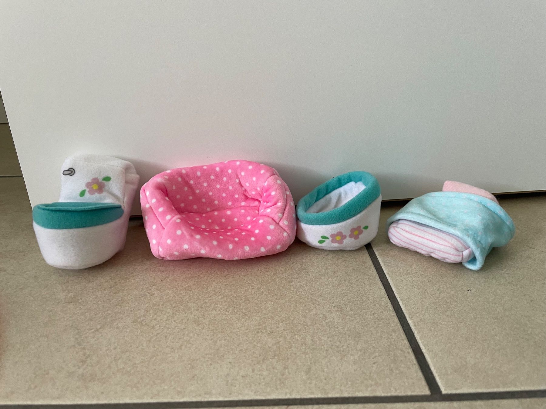 Squishmallows Giocattoli: Squishmallow Haus mit Tieren – Nuovo (secondo la descrizione) da Baar venduto da Chrila3 1