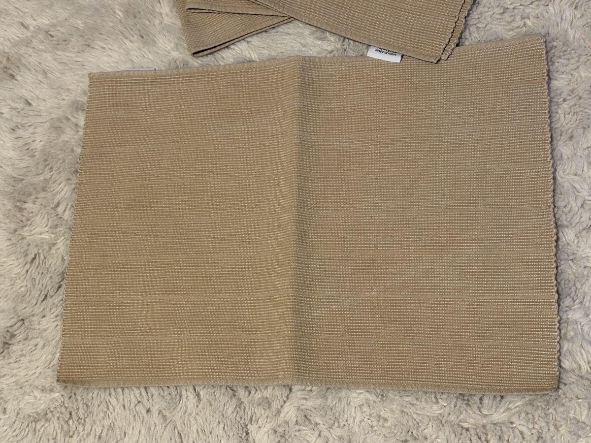 Set di tavolo e panche: 4er Tisch Set, Beige, 100% Baumwolle – Usato da Zürich venduto da Coco.swiss 1