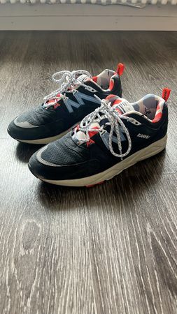 Karhu Sneaker Grösse 44
