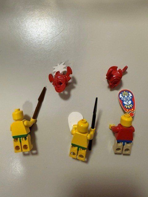 Lego Kit di costruzioni: Lego Minifigures + Horses - Various – Usato da Chiggiogna venduto da TheLegend88 1