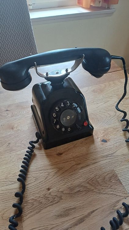 Antikes Telefon 2