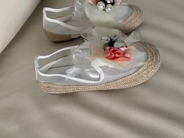MUST HAVE - stylischer/edler Damenschuh mit Perlen, beige,39