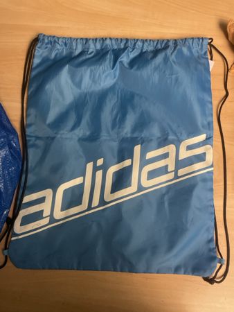 Sportbeutel Adidas blau guter Zustand 40x49cm