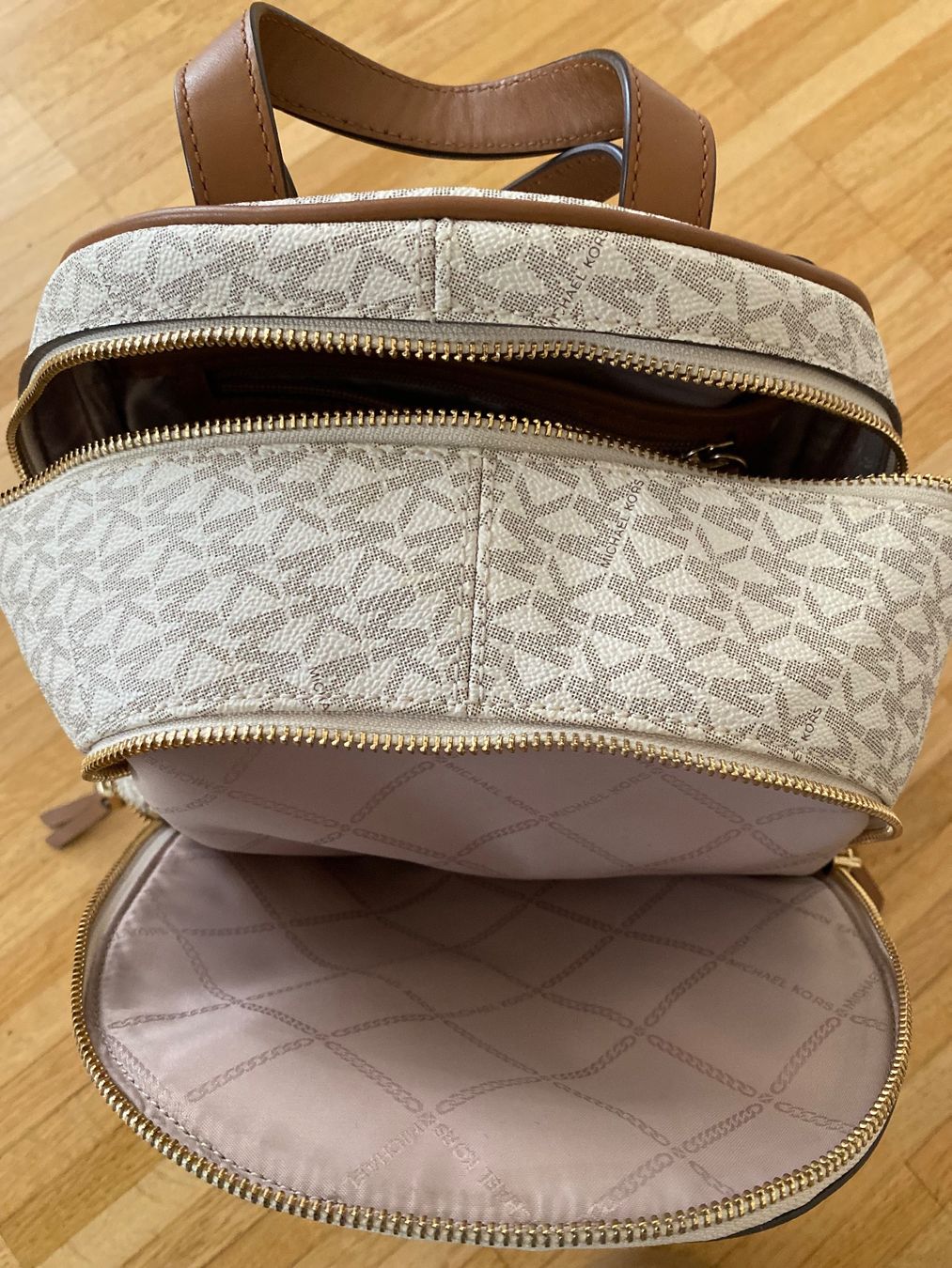 Michael Kors Zaini: Michael Kors Rucksack "Rhea" – Nuovo (secondo la descrizione) da Aesch BL venduto da Gamazoru 5