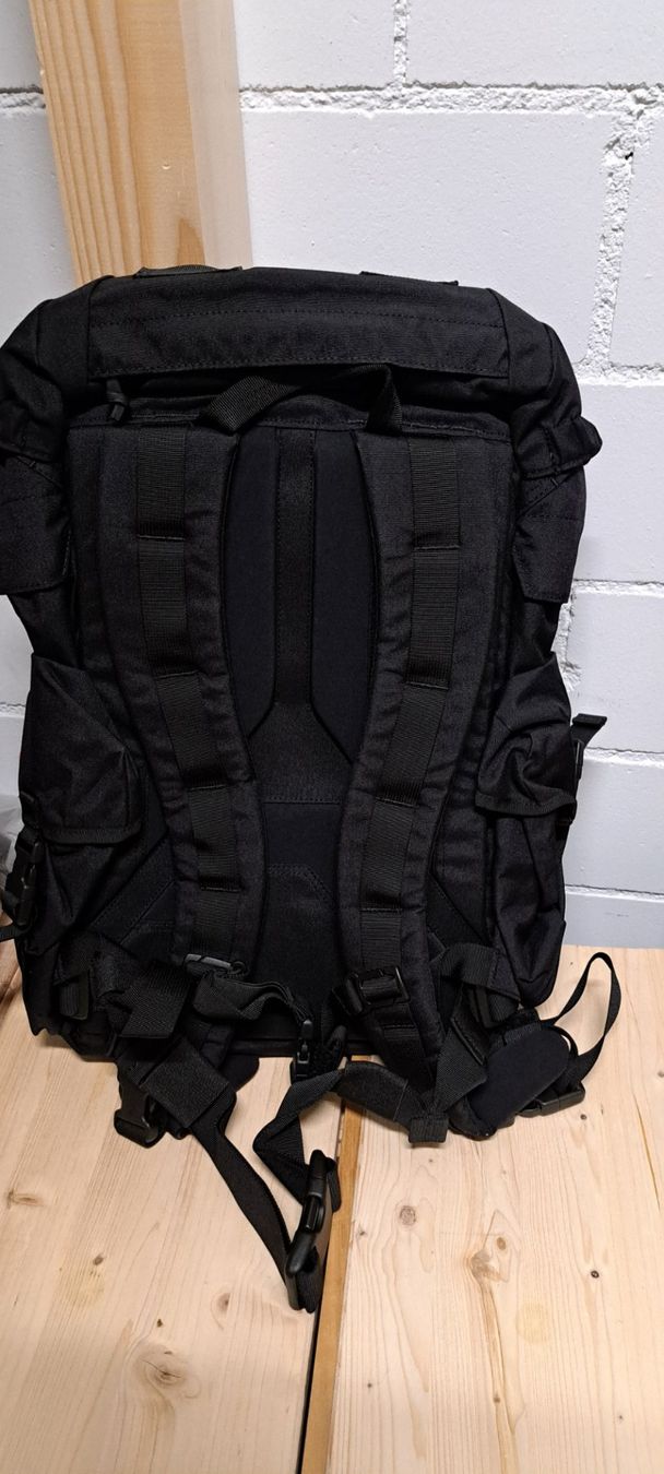 Helikon-Tex Zaini: Helikon-Tex, neuer Rucksack / Bergen Backpack – Nuovo e nell'imballaggio originale da Urdorf venduto da Canyamel1 1