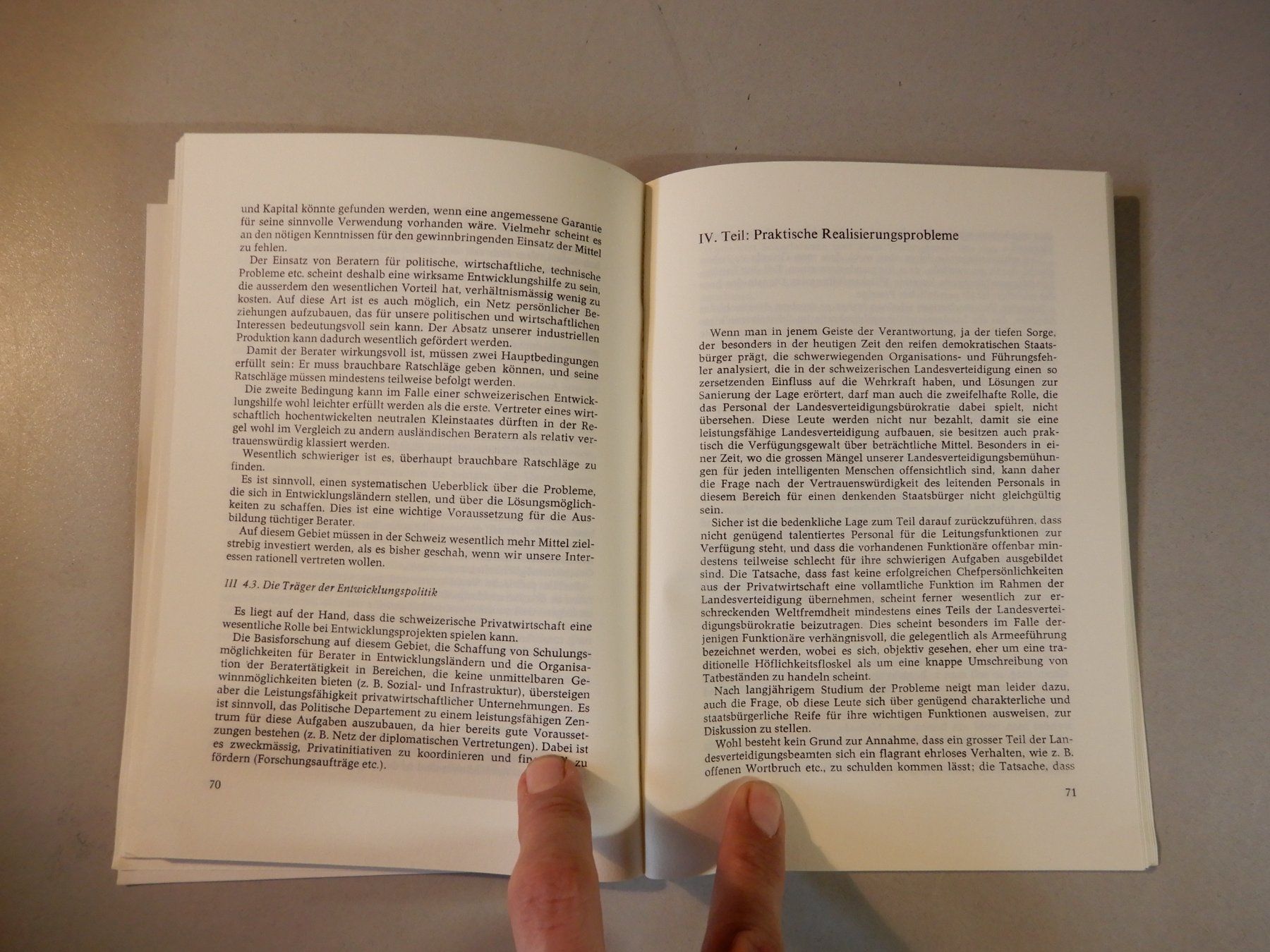 Libri: Aktuelle Probleme der schweizerischen Landesverteidigung – Usato da Erstfeld venduto da Mario_boe0 6