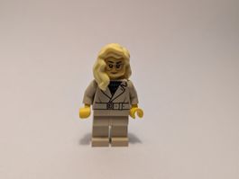 LEGO Tourist / Gastronomiekritikerin