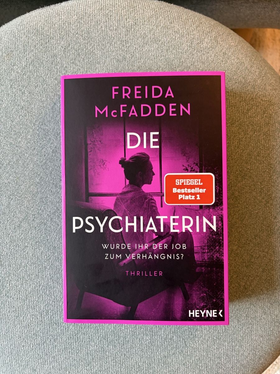 Livres: Freida McFadden - Die Psychiaterin – D'occasion à Zürich par mickeey