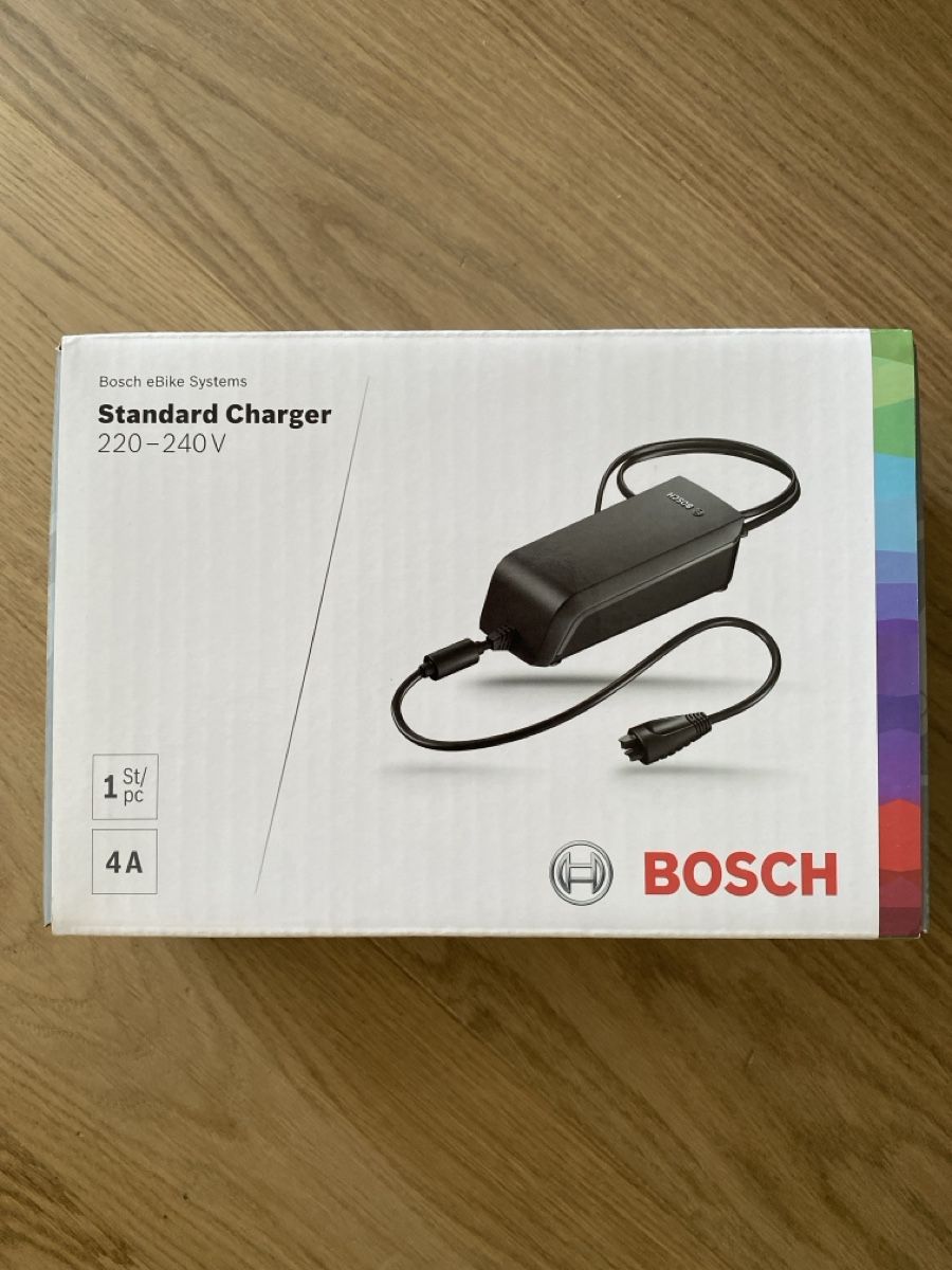 Chargeurs: Bosch eBike Ladegerät – Neuf avec emballage d'origine à Eglisau par neto01