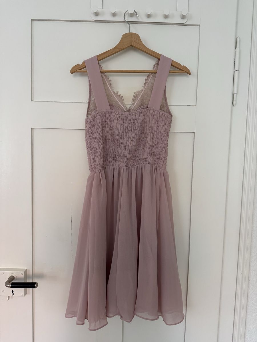 Kleider: Abendkleid Showcase Spitze rosa – Gebraucht aus St. Gallen von BiancaL11 1