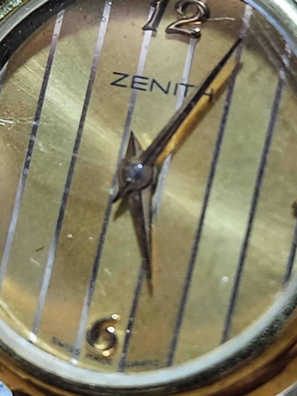 Zenith Uhren: Zenith Damenuhr 23mm – Gebraucht aus Flamatt von pie_f9zm 4