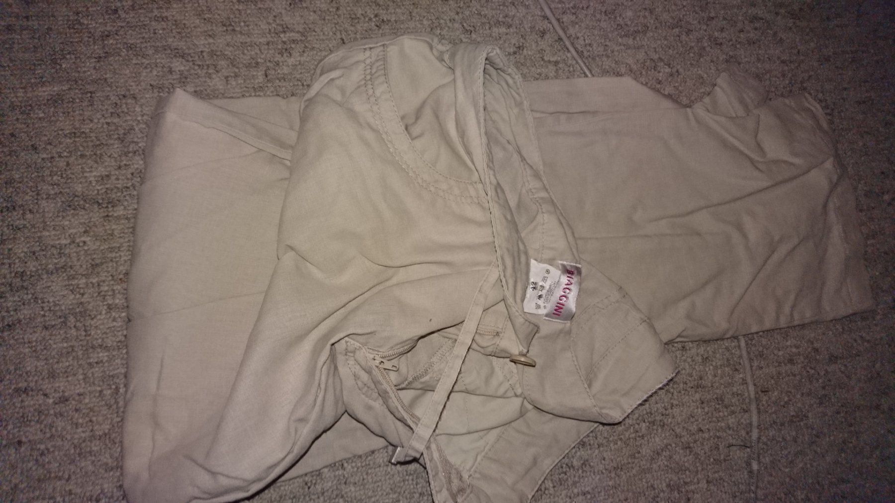 Pantaloni: Sommerhosen lang normal Gr. 42 Beige – Usato da Bad Zurzach venduto da Inselstrand5