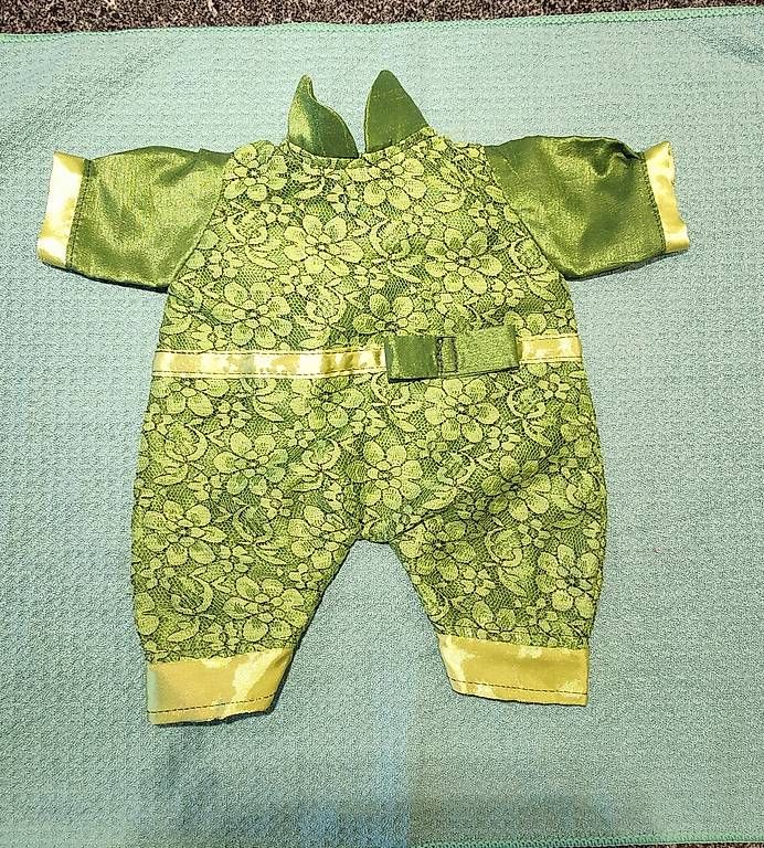 Bambole: Puppenkleid Grösse Baby Born – Usato da Windisch venduto da Dan.Win